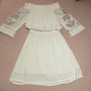 White off shoulder dress small med